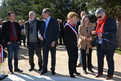 Photographie de l’inauguration du nouveau cimetière